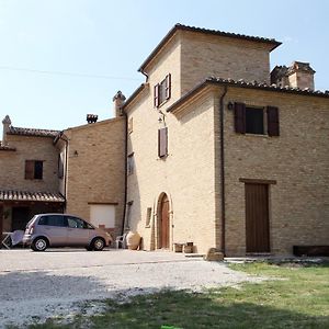 Villa Agriturismo Sant'Antonio Montegridolfo Exterior photo