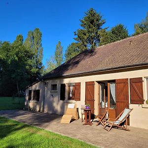 Bed and Breakfast Prince Des Carres Saint-Malo-en-Donziois Exterior photo