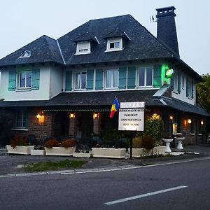 Bed and Breakfast L'Auberge Des Quatre Routes Albussac Exterior photo