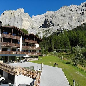 Hotel Wolf Wolkenstein in Gröden Exterior photo