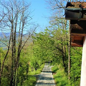 Ferienwohnung Lovely 1-Bed Studio In Borgo Val Di Taro Exterior photo