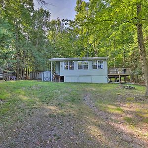 Villa Greentown Getaway Walk To Lake Wallenpaupack Exterior photo