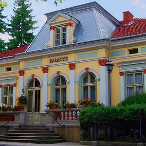 Bed and Breakfast Pensjonat Palacyk Łańcut Exterior photo