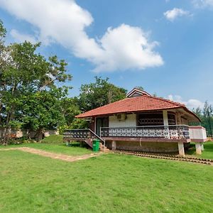 Sugam Resort Chennai Exterior photo