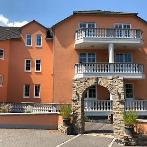 Hotel&Restaurant Brühler Hof Wintrich Exterior photo