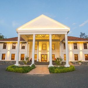 Amani Safari Lodge And Restaurant Arusha Exterior photo