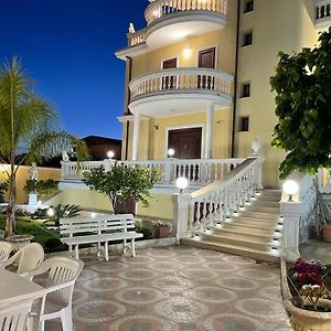 Bed and Breakfast Nicole House Reggio Calabria Exterior photo