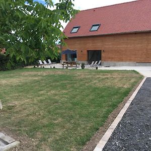 Villa Charmant Gite A La Ferme Situe A 20 Min De La Mer Hermelinghen Exterior photo