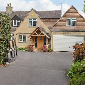 Villa The Gables Stroud  Exterior photo