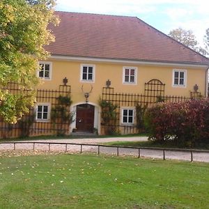 Ferienwohnung Schloss Jetzendorf, Verwalterhaus Exterior photo