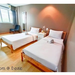 Room@Doze Nonthaburi Exterior photo
