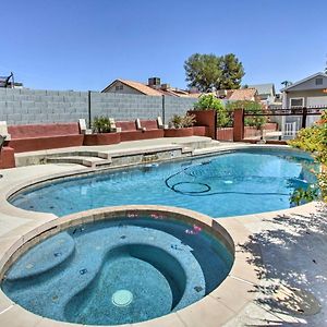 Villa Glendale Oasis With Saltwater Pool And Hot Tub! Phoenix Exterior photo