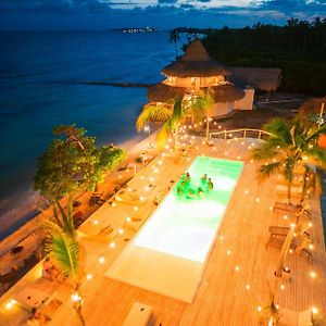 Hotel Quinta Del Mar Crystal Beach Tintipan Island Exterior photo