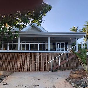 Villa Island Breeze Fiji Savusavu Exterior photo
