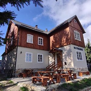 Hotel Na Vyhlidce Krompach Exterior photo