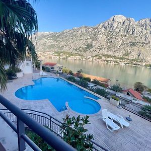 Ferienwohnung Stunning View To Kotor Bay And Old Town - C2 Vista Muo Exterior photo