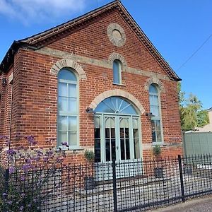 Villa The Old Methodist Chapel Great Massingham Exterior photo