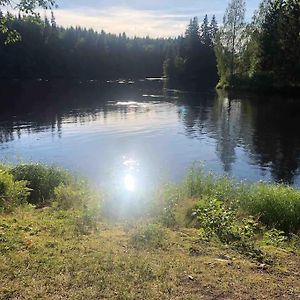 Cottage By The River Avesta Exterior photo