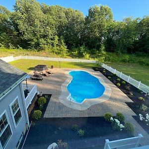 9 Bedroom Saratoga Home With Heated Pool, Hottub By Skiing, Track, Beach, Lake, Hiking, Spac, Golf, Town, Lake George Saratoga Springs Exterior photo