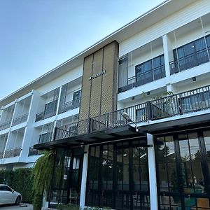 Hotel Mosstel Phitsanulok Exterior photo