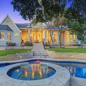 Villa Luxury Lake House W/ Heated Pool & Multiple Spas Leander Exterior photo