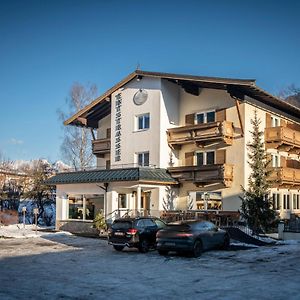 Hotel Garni Entstrasser Kitzbühel Exterior photo