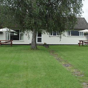 Villa Bungalow In Lovely Setting.Ten Minutes To Longleat North Bradley Exterior photo