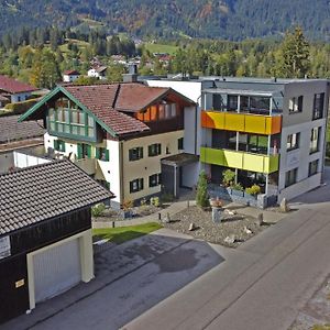 Ferienwohnung Alpenapart Singer - Contactless Check-In Reutte Exterior photo