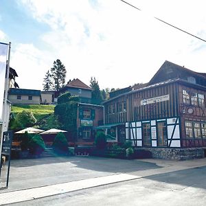 Hotel Gasthof&Pension Schwarzer Adler Masserberg Exterior photo