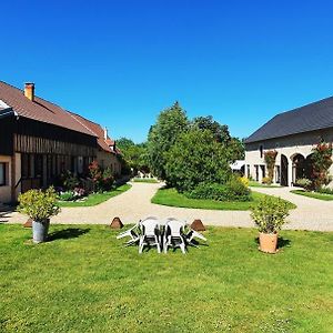 Ferienwohnung Domaine Des Medards Beaulieu-sur-Loire Exterior photo