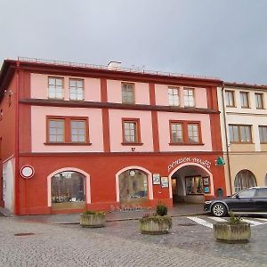 Hotel Penzion Adler Dobruška Exterior photo