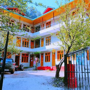 Bed and Breakfast Highland Gojh Kasol Exterior photo