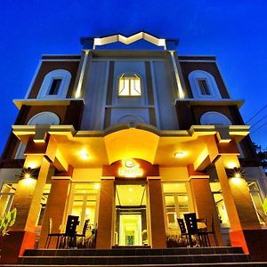 Excella Hotel Ubon Ratchathani Exterior photo