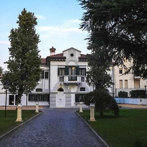 Bed and Breakfast Relais Toti Beb Bed E Breakfast Mogliano Veneto Exterior photo