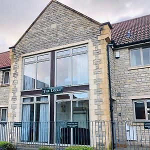 Villa Canons Court Mews Wotton-under-Edge Exterior photo