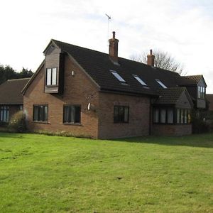 Hotel Clare House Mundford Exterior photo