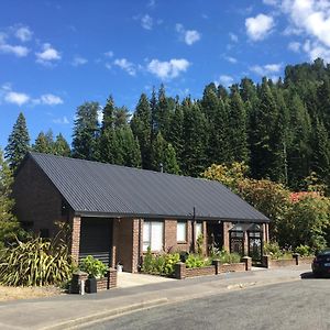 Villa 27 Alpine Avenue Hanmer Springs Exterior photo