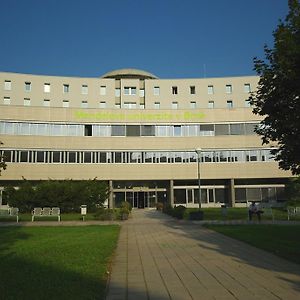 Hotel Kolej Akademie Brünn Exterior photo