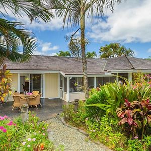 Villa Mala Hale Princeville Room photo