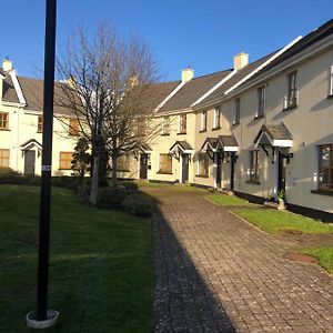 Villa Self Catering Oranmore Exterior photo