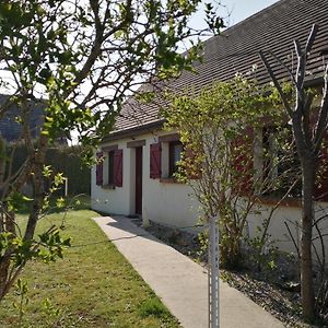 Villa La Framboisette Le Vaudreuil Exterior photo