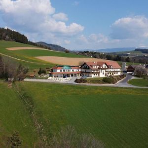 Wohlfühl Hotel Wiesenhof Grafendorf bei Hartberg Exterior photo