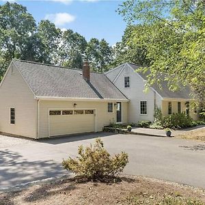 Villa White Oaks Branford Exterior photo