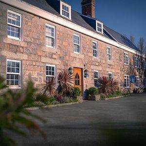 Hotel Le Pommier Castel Exterior photo