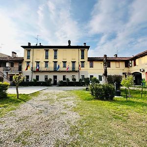 Hotel Duca Di Tromello Exterior photo