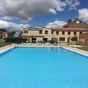 Hotel El Delfín Verde Villarente Exterior photo