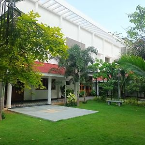Ferienwohnung Nilan Grand Puducherry Exterior photo