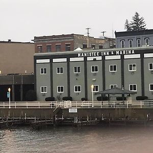 Manistee Inn&Marina Exterior photo