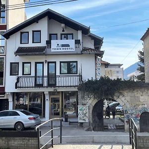 Town Hostel Peć Exterior photo