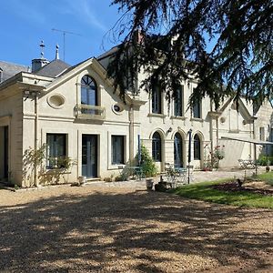 Bed and Breakfast Le Castel De Bréhémont Exterior photo